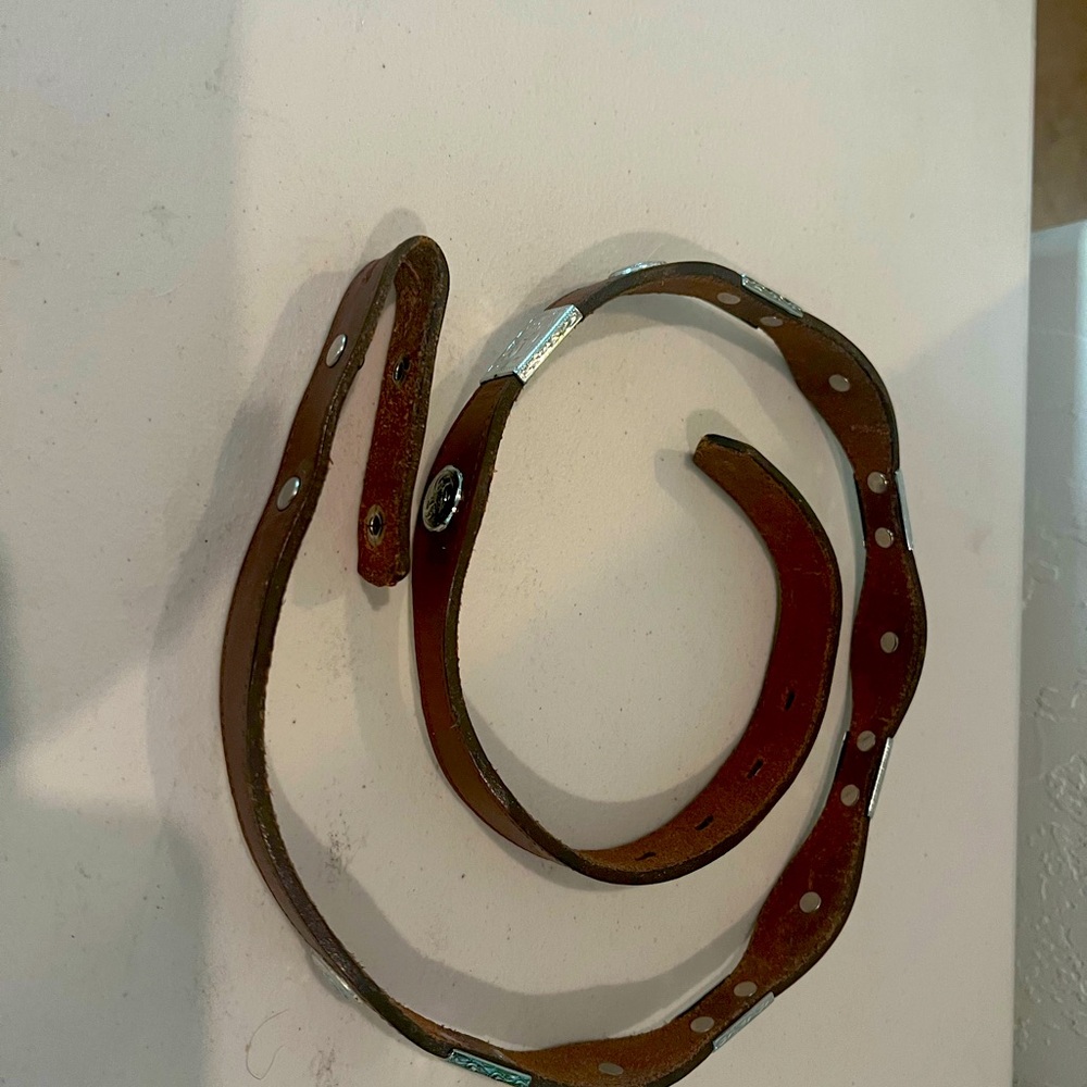 Western brown, leather belt. Needs buckle attached.